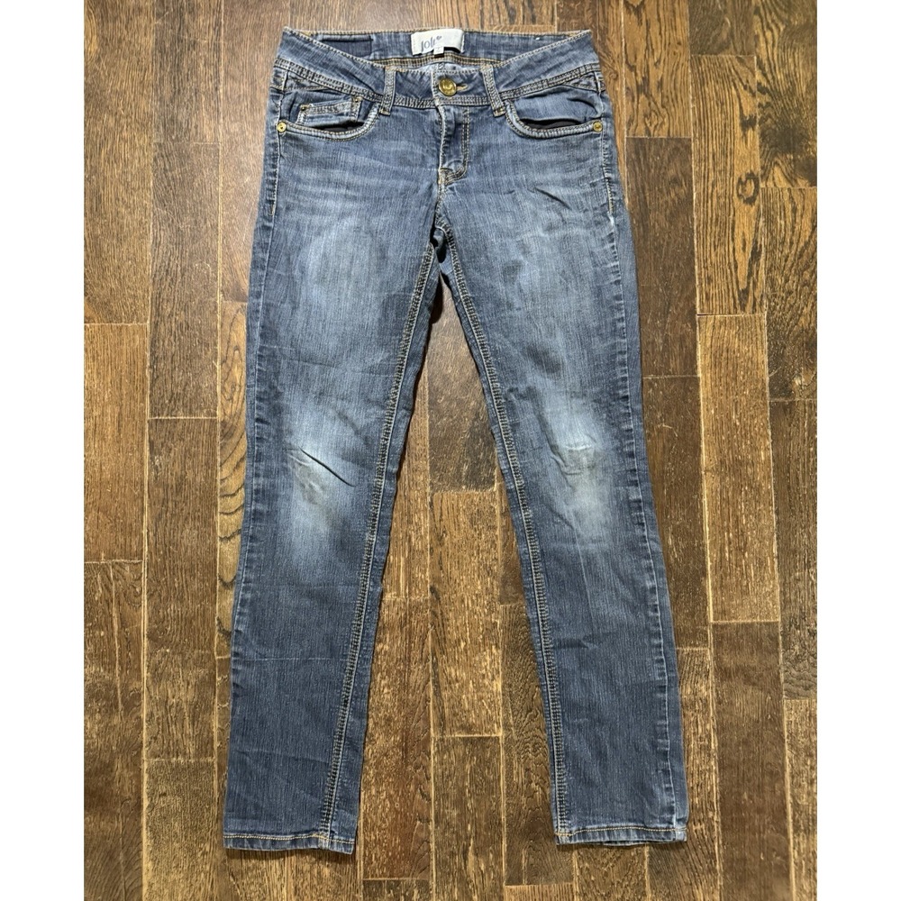 Jolt Jeans Women's Size 7 (W28xL29) Tapered  Leg Blue Low Rise Medium Wash